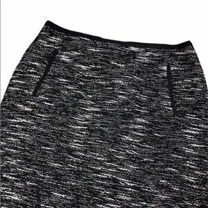 Talbots size 6 black & white knit pencil skirt with pockets